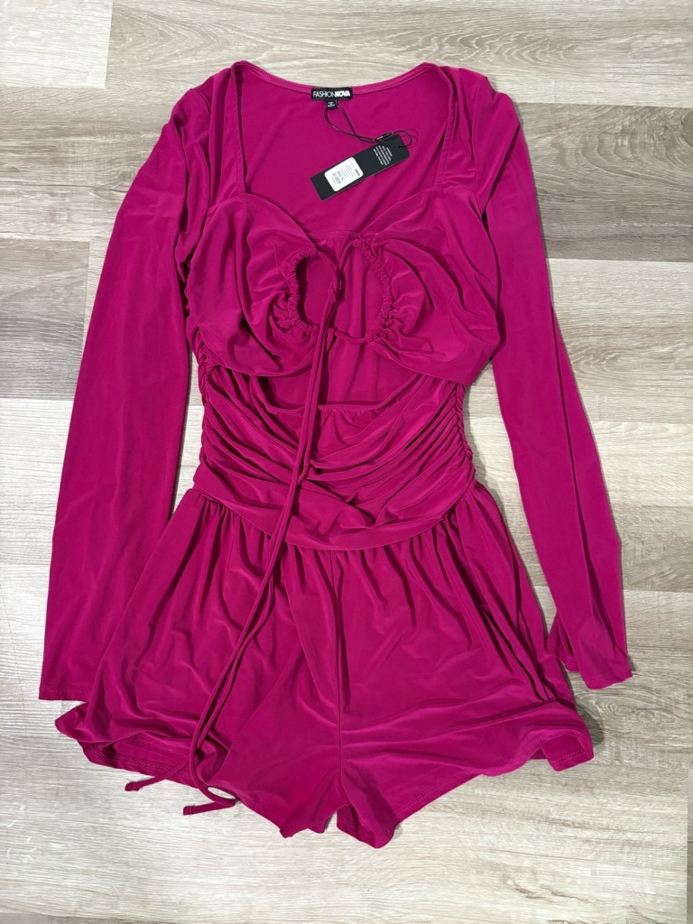 Fashion Nova Fuchsia Ruched Long Sleeve Romper with crunched detail. Womens XL